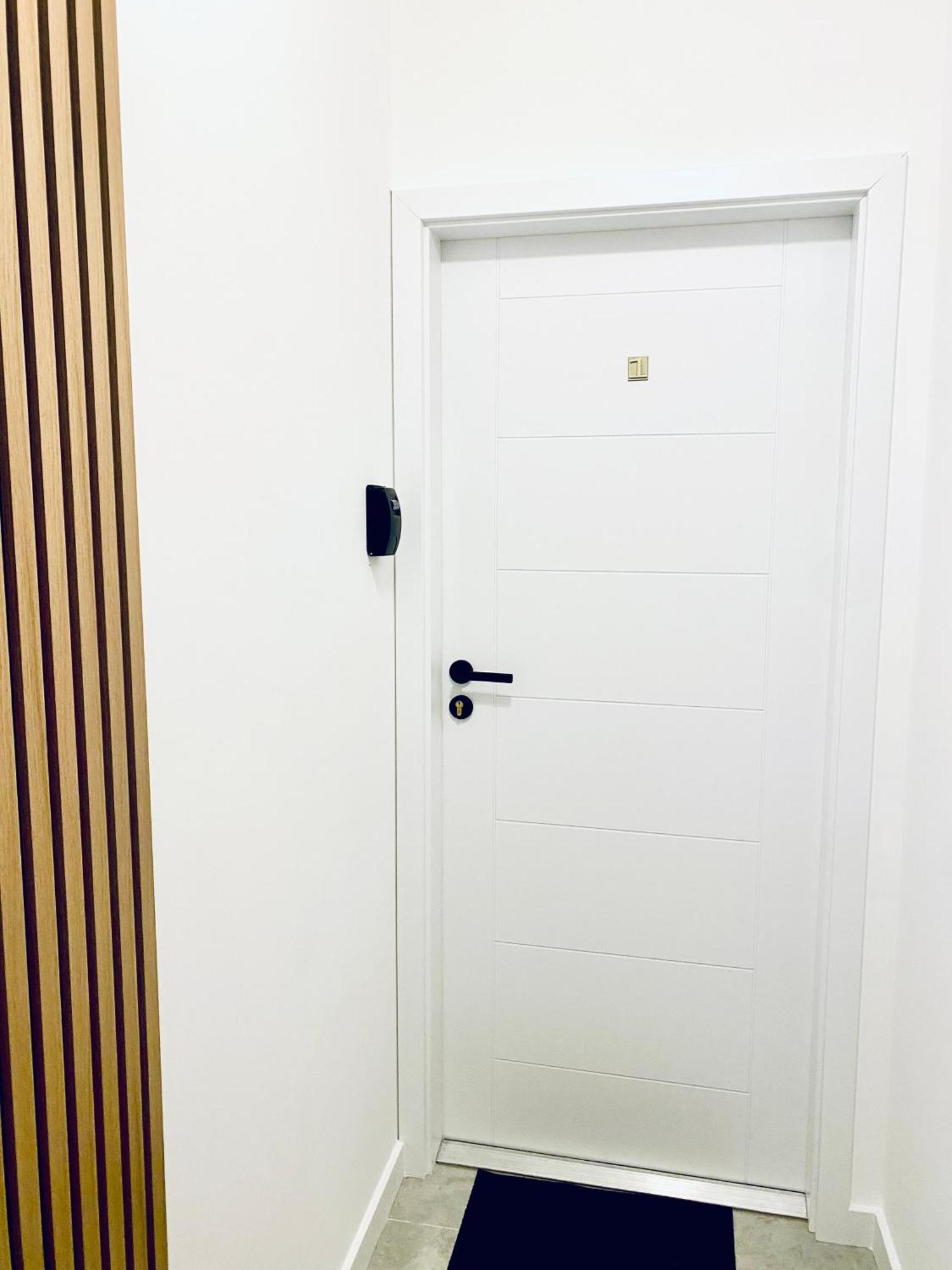 Olivia Apartments - Sloneczny Apartament W Centrum Warszawy, Plac Unii Lubelskiej, Lazienki Krolewskie, Pole Mokotowskie Βαρσοβία Εξωτερικό φωτογραφία